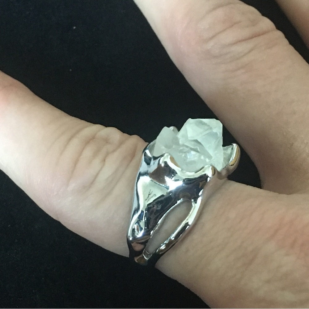 Unique Silver Tone Quartz Crystal Ring